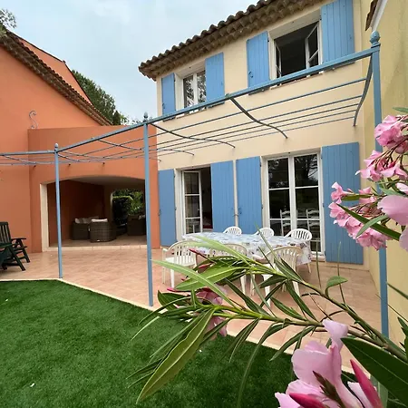 Parco vacanze De La Pinède *