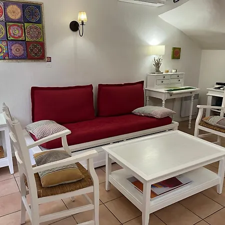 De La Pinède Parco vacanze *